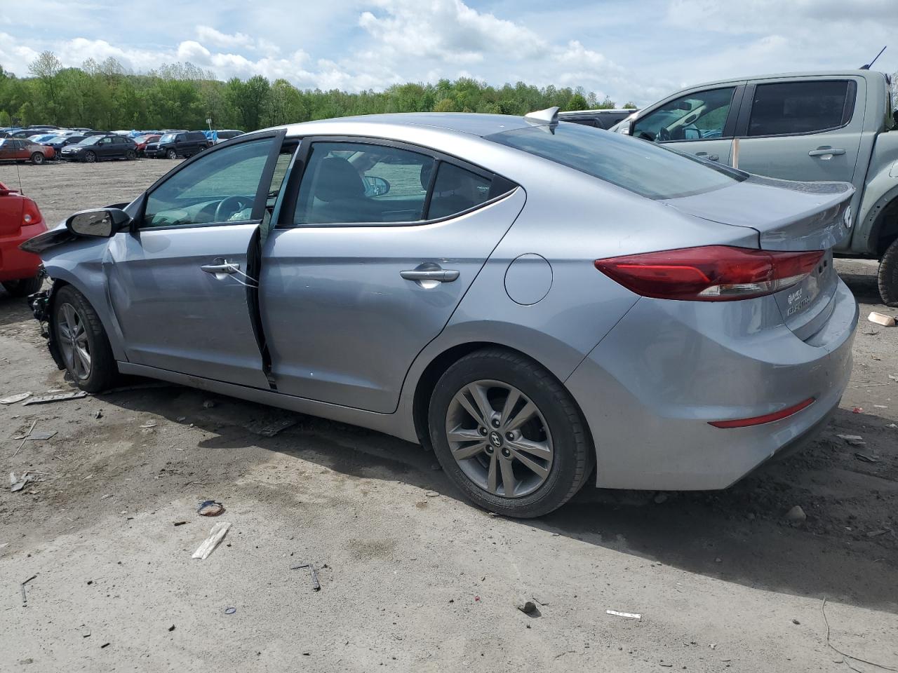 5NPD84LF1HH093076 2017 Hyundai Elantra Se