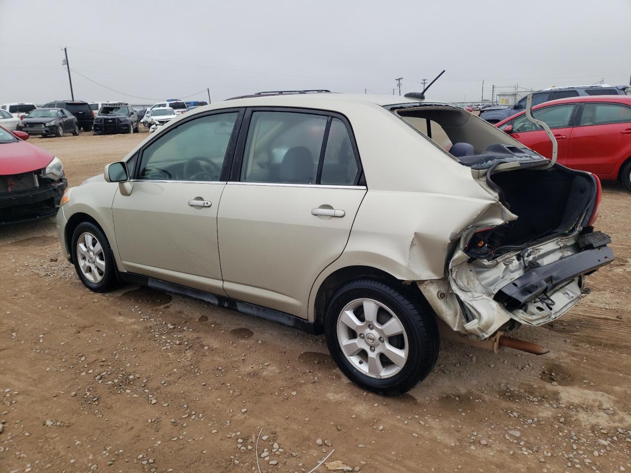 3N1BC11E28L362140 2008 Nissan Versa S