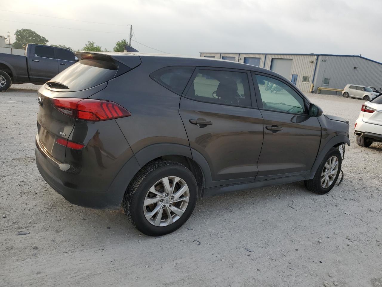 KM8J2CA45KU963338 2019 Hyundai Tucson Se