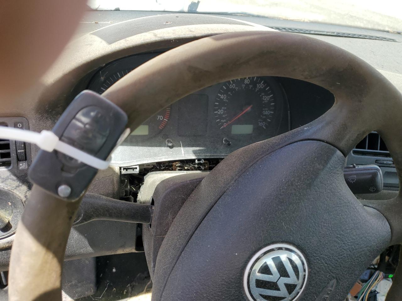 3VWSA29M2YM135980 2000 Volkswagen Jetta Gls