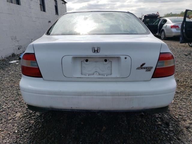 1994 Honda Accord Dx VIN: 1HGCD5622RA120088 Lot: 53153014