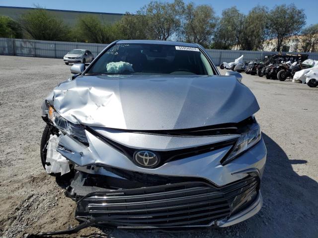 VIN 4T1C11AK9NU691248 2022 Toyota Camry, LE no.5