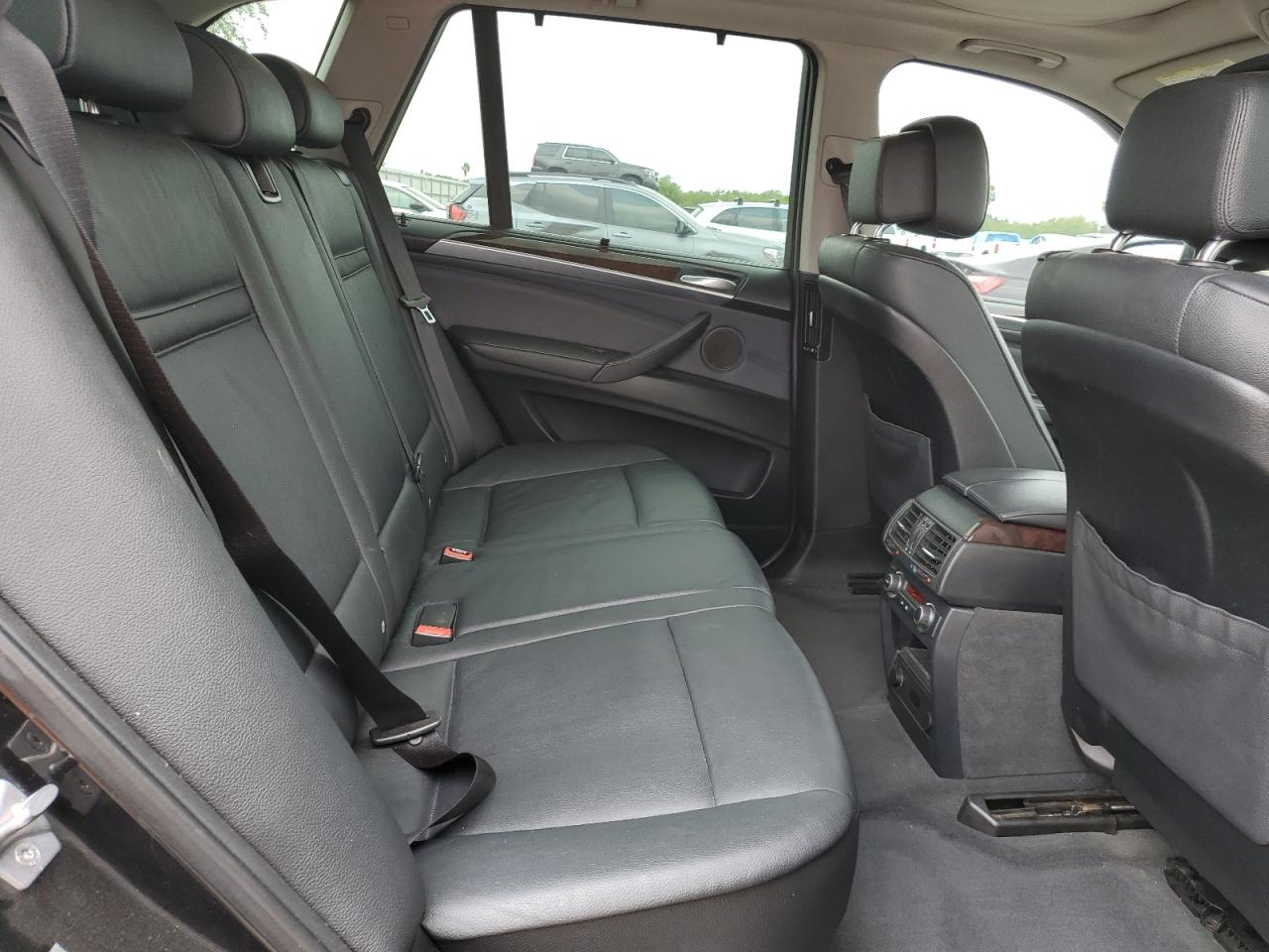 5UXZV4C51BL743399 2011 BMW X5 xDrive35I