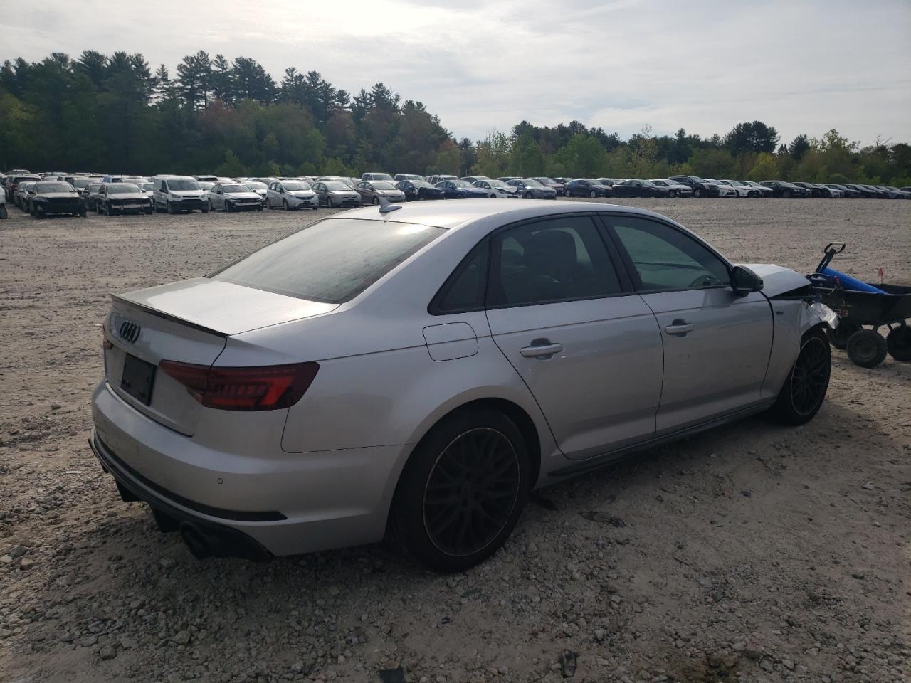 WAUENAF40JN013792 2018 Audi A4 Premium Plus