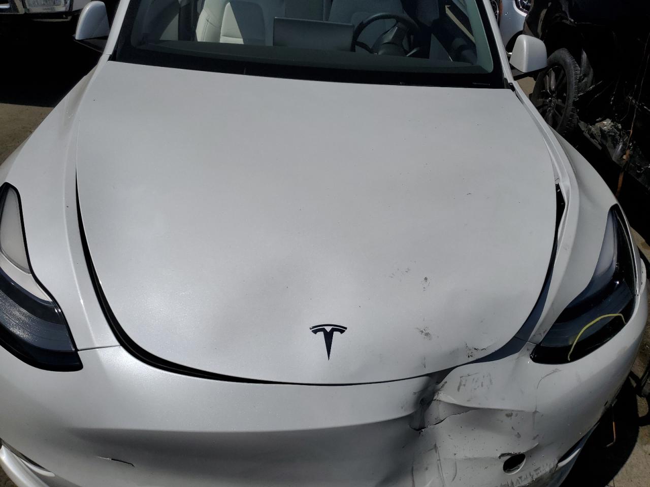 5YJYGDEE9MF090945 2021 Tesla Model Y