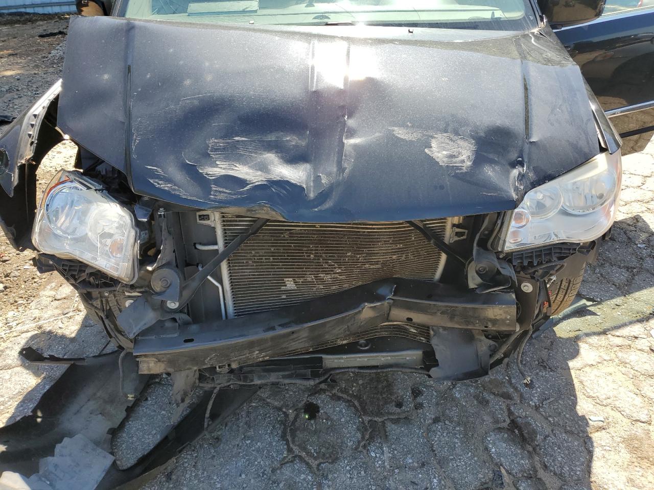 2C4RC1BG2ER343033 2014 Chrysler Town & Country Touring