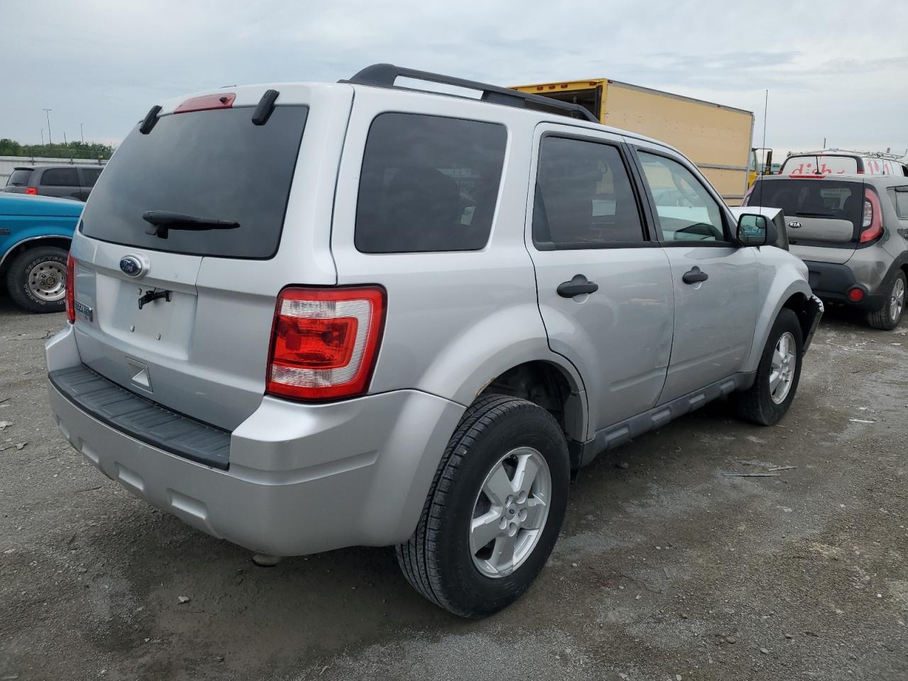 1FMCU0D70AKA35003 2010 Ford Escape Xlt