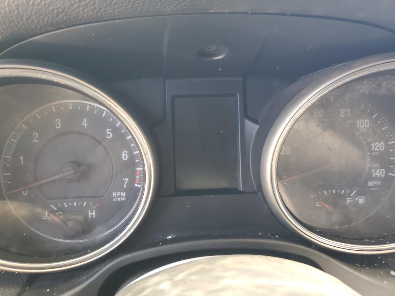 1J4RR4GG4BC712739 2011 Jeep Grand Cherokee Laredo