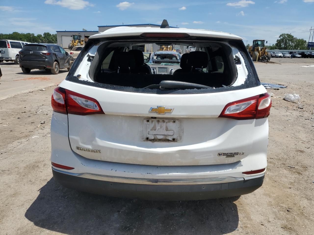 3GNAXJEV1JS565403 2018 Chevrolet Equinox Lt