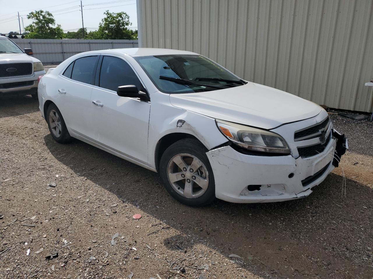 2014 Chevrolet Malibu Ls vin: 1G11B5SL5EF213459