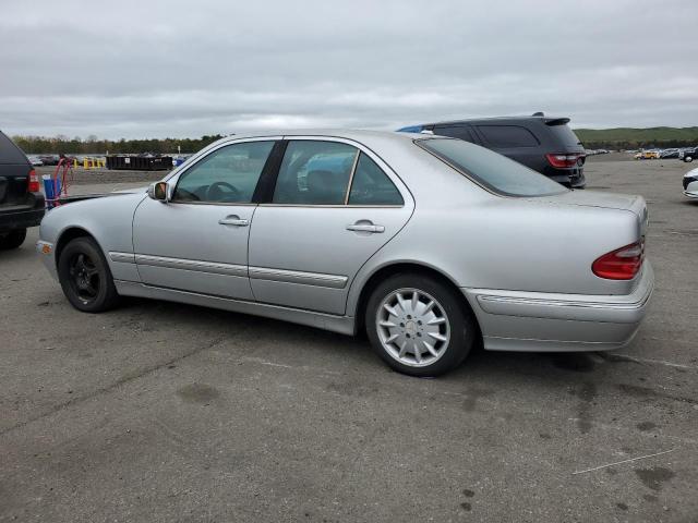 2000 Mercedes-Benz E 320 4Matic VIN: WDBJF82J2YX042890 Lot: 52771494