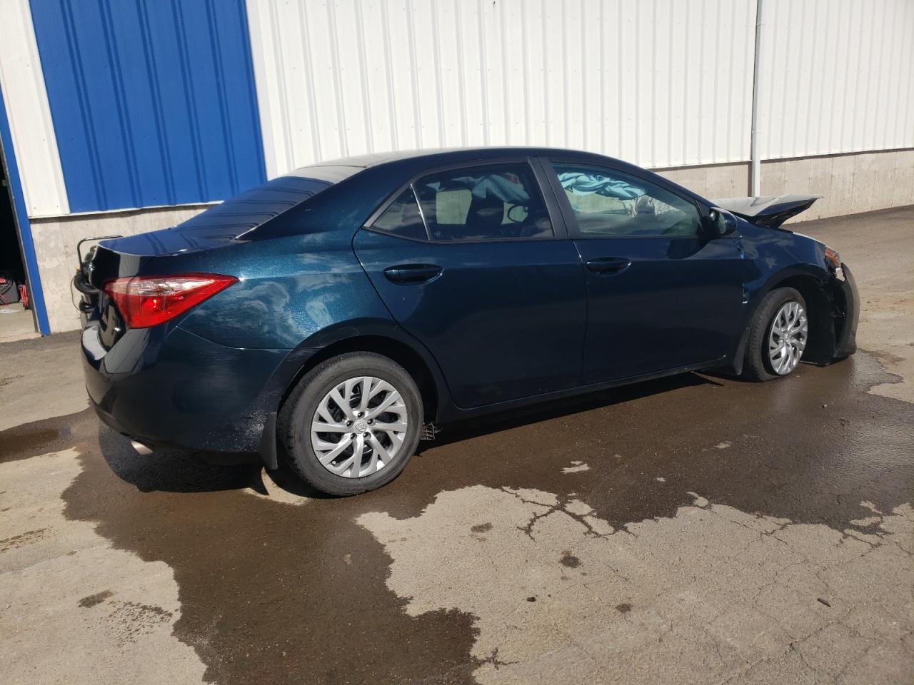 2T1BURHE3JC115572 2018 Toyota Corolla L