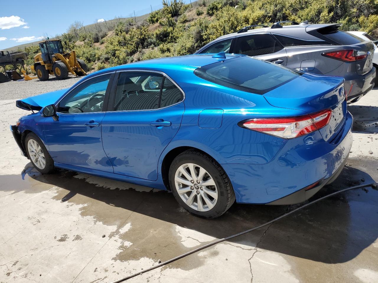 2019 Toyota Camry L vin: 4T1B11HK6KU210420