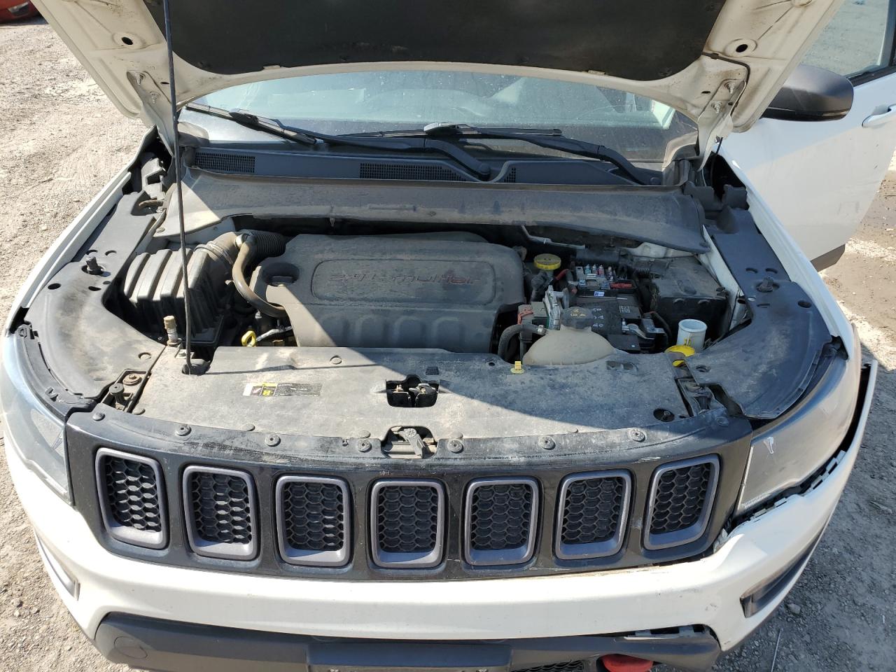 3C4NJDDB6KT771803 2019 Jeep Compass Trailhawk