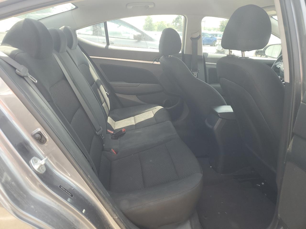 5NPD84LF9KH405622 2019 Hyundai Elantra Sel