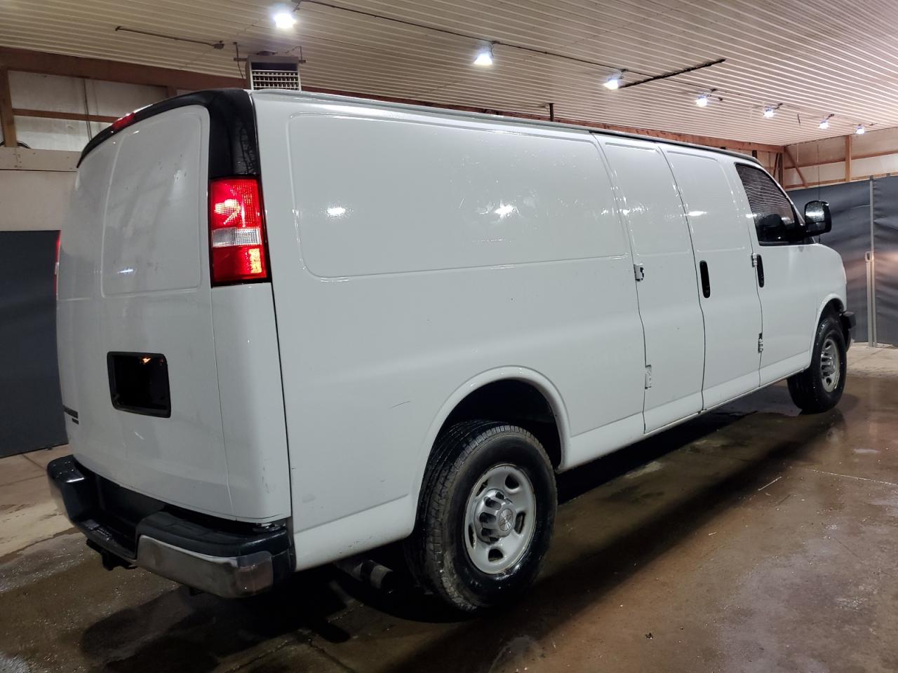 1GCZGUCG5F1196944 2015 Chevrolet Express G3500