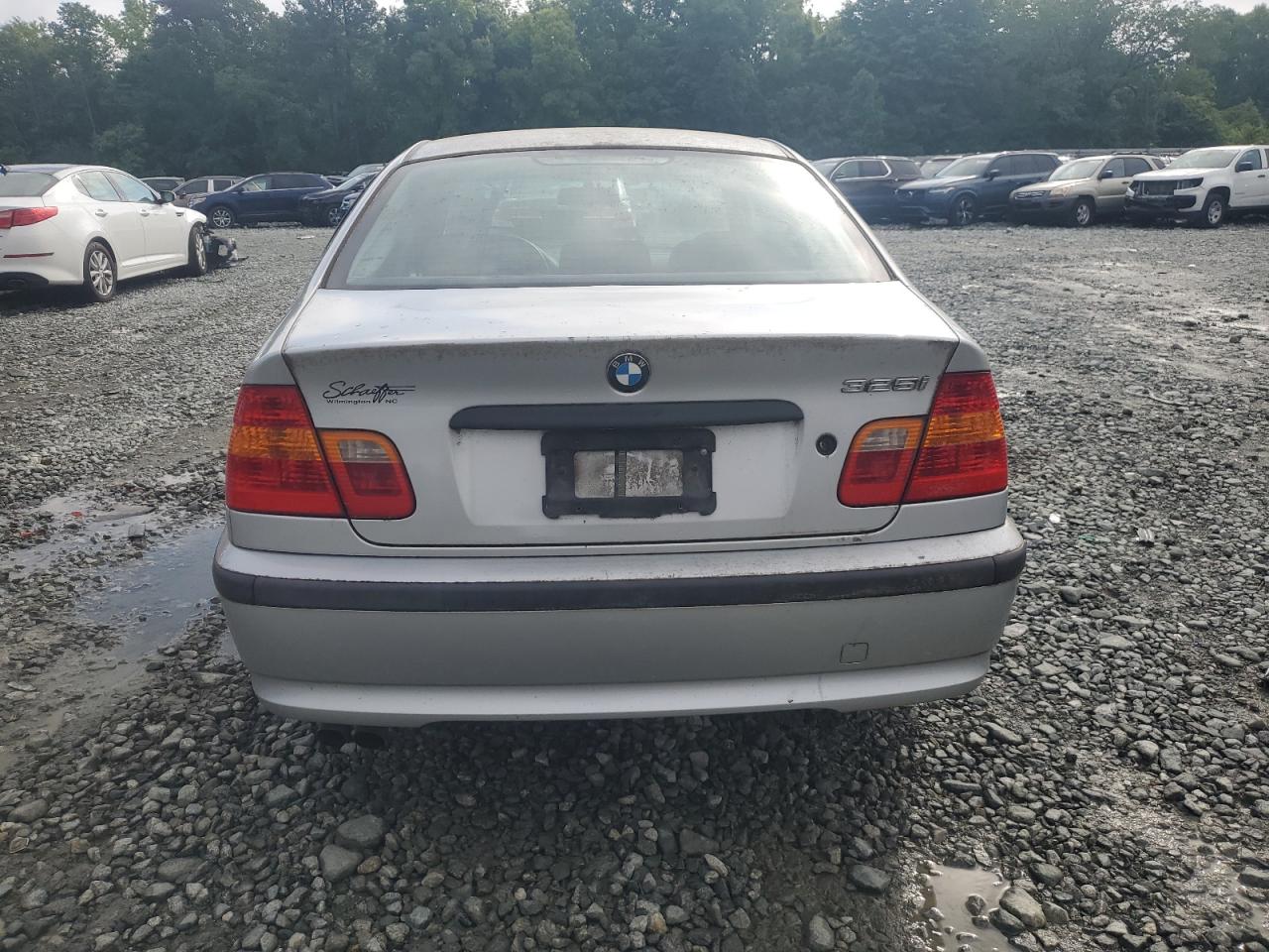 WBAEV33473KL89717 2003 BMW 325 I