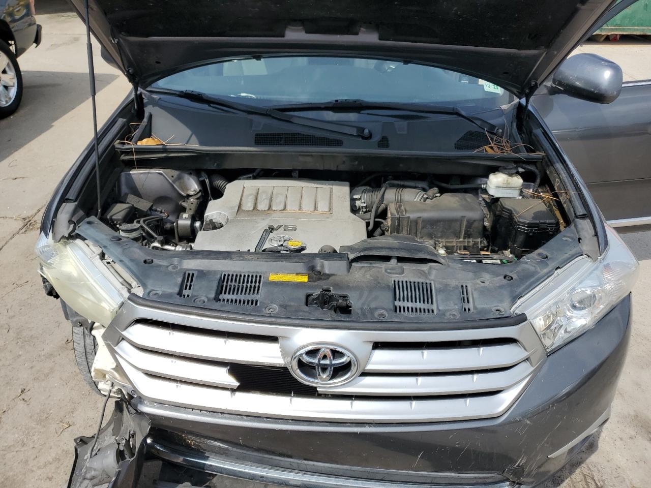 5TDZK3EH6CS084280 2012 Toyota Highlander Base