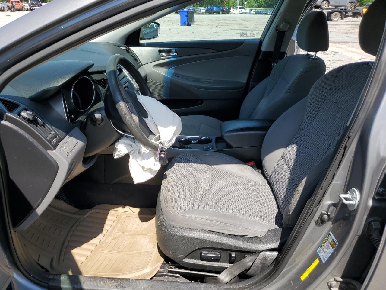 5NPEB4AC2EH903857 2014 Hyundai Sonata Gls