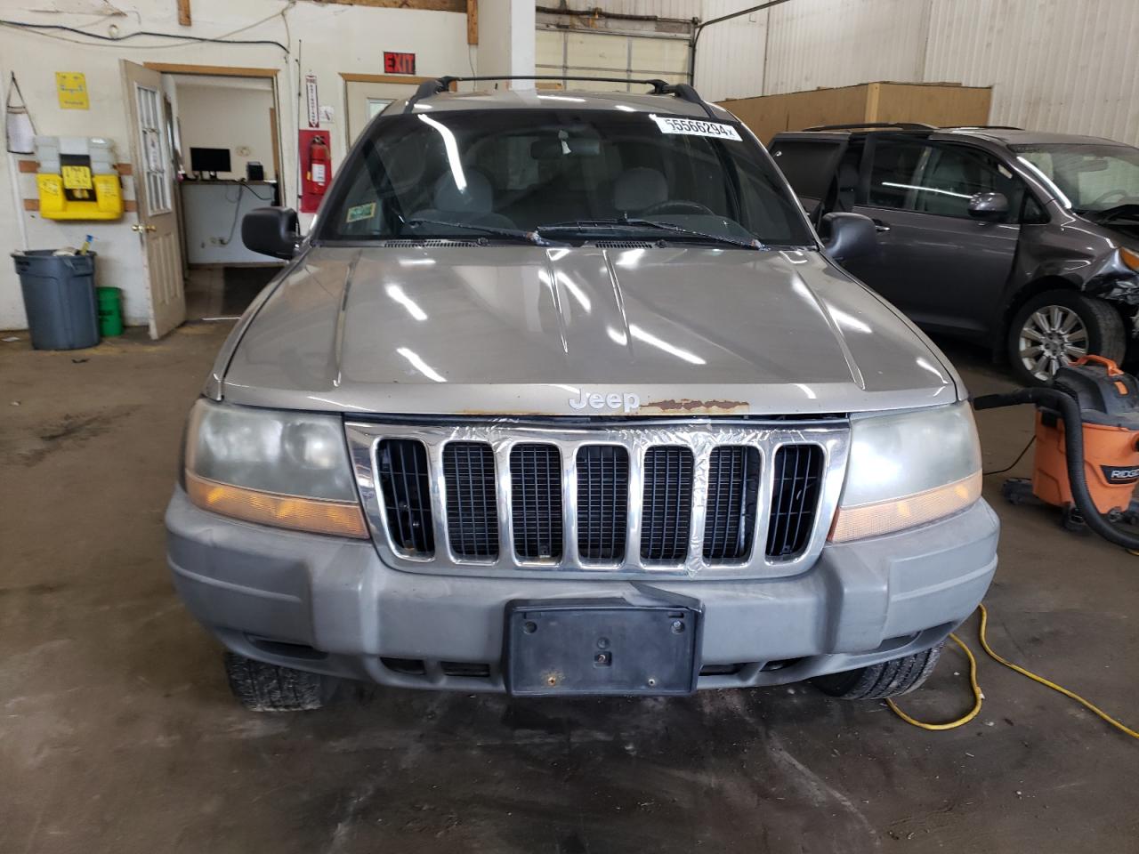 1J4GW58S4XC784332 1999 Jeep Grand Cherokee Laredo