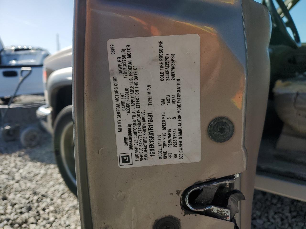 1GNEK13R6YR115491 2000 Chevrolet Tahoe K1500