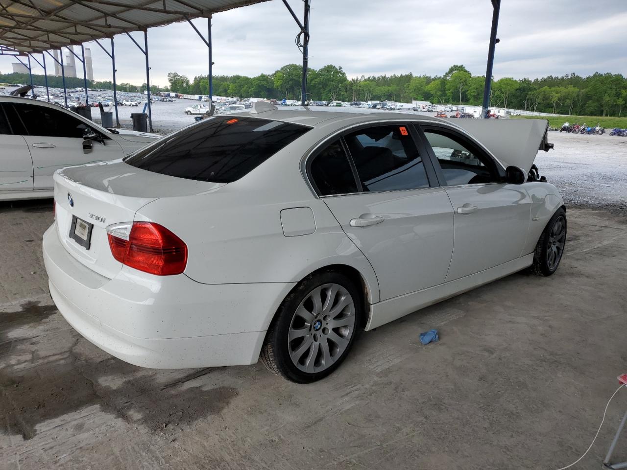 WBAVB33556KS32967 2006 BMW 330 I