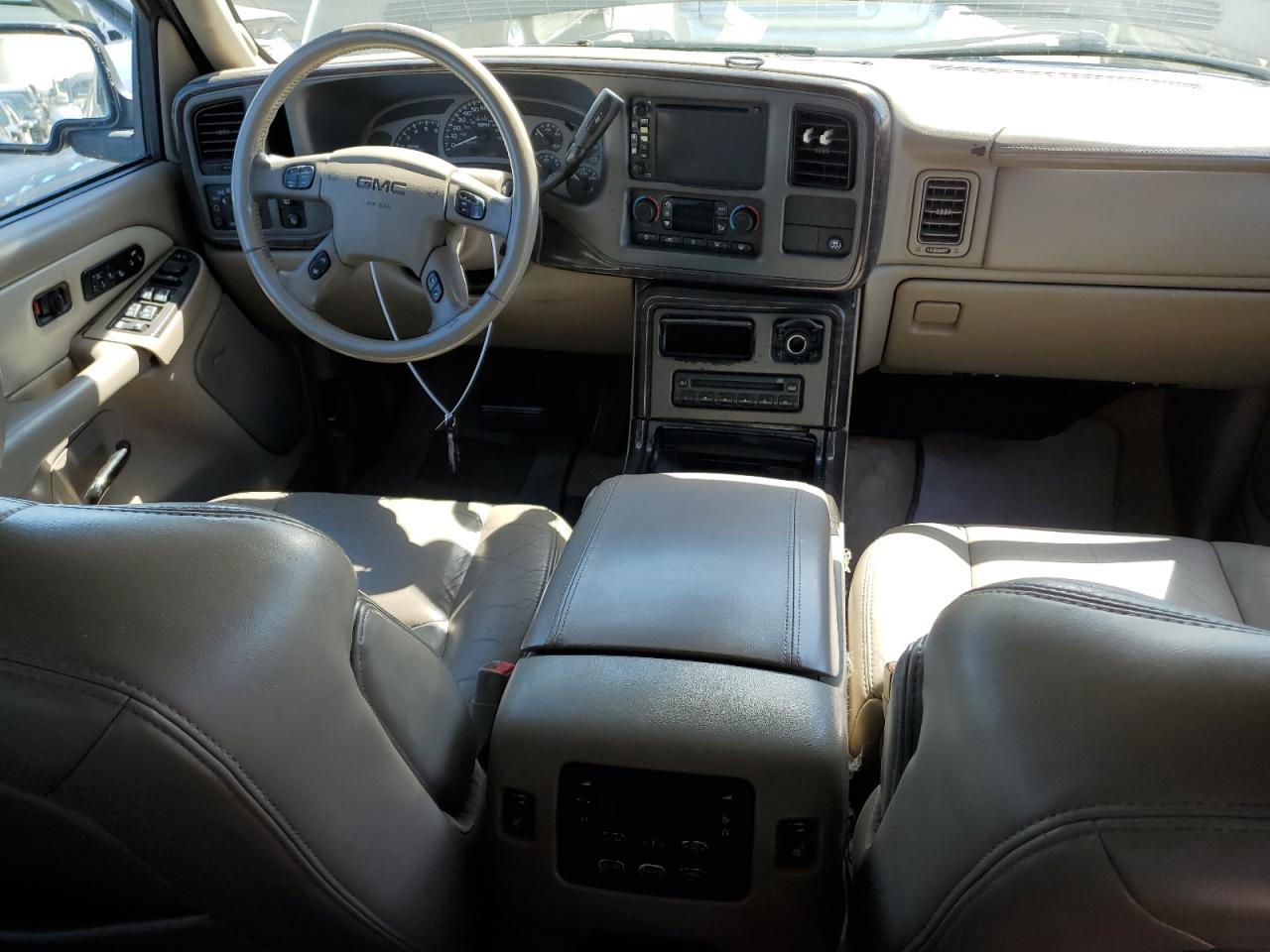 1GKEK63U95J100685 2005 GMC Yukon Denali