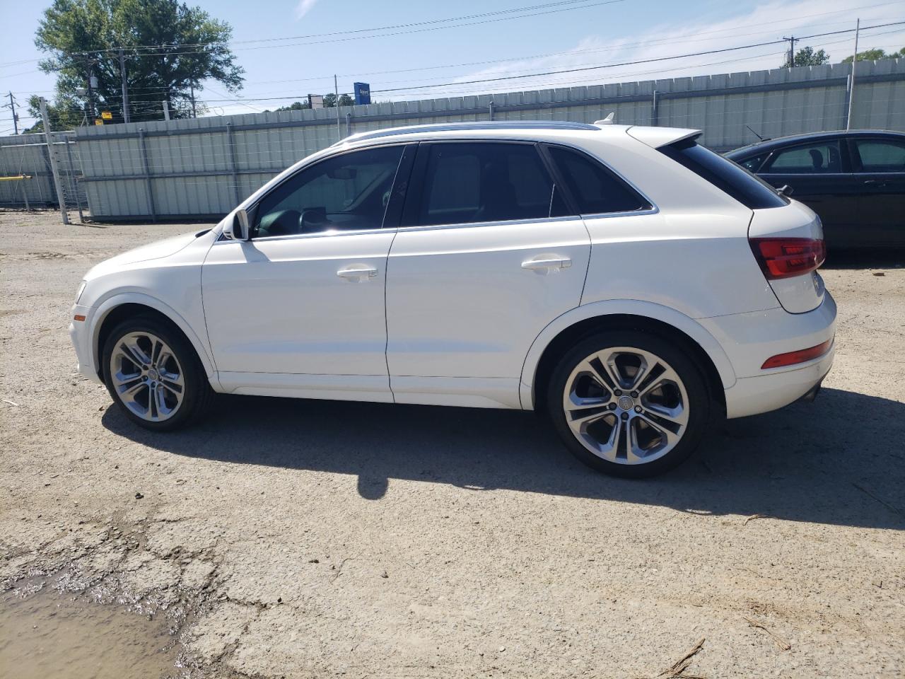 WA1BFCFSXGR010276 2016 Audi Q3 Premium Plus