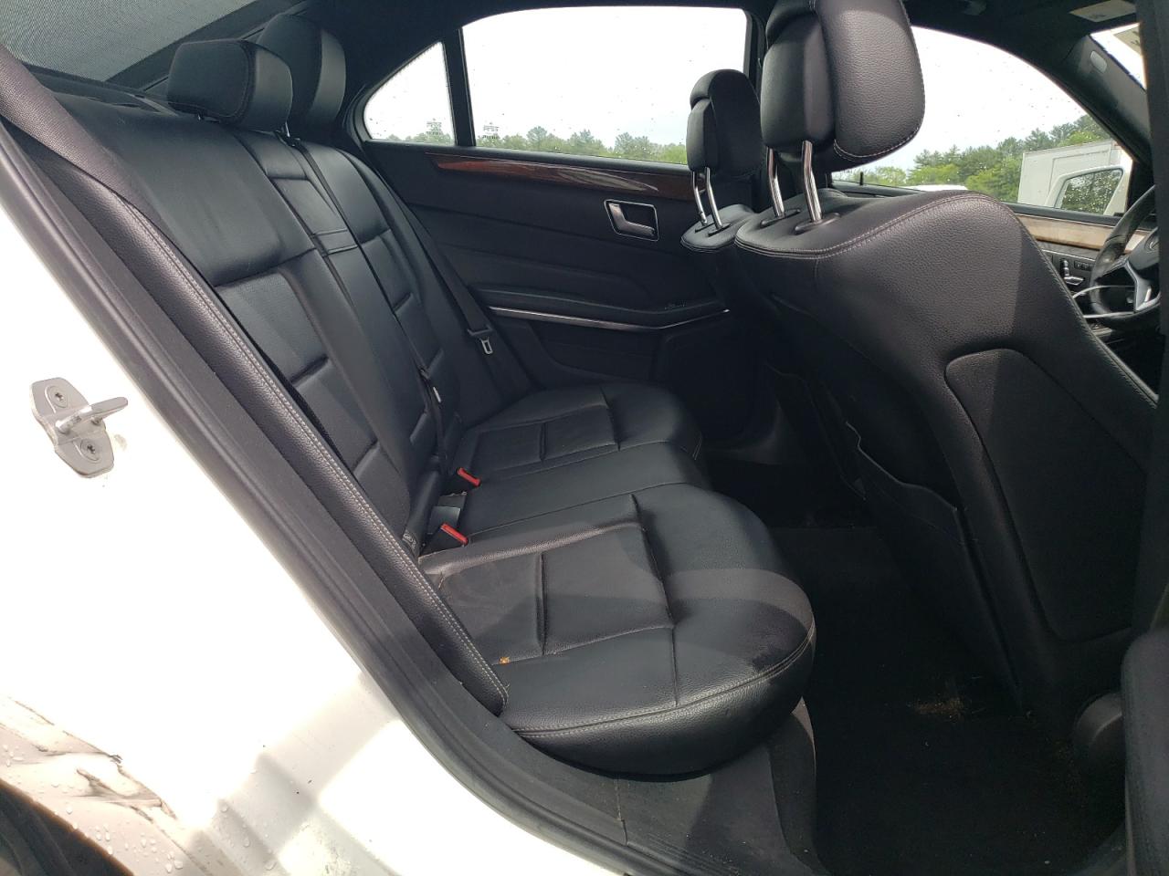 WDDHF8JB4EA864900 2014 Mercedes-Benz E 350 4Matic