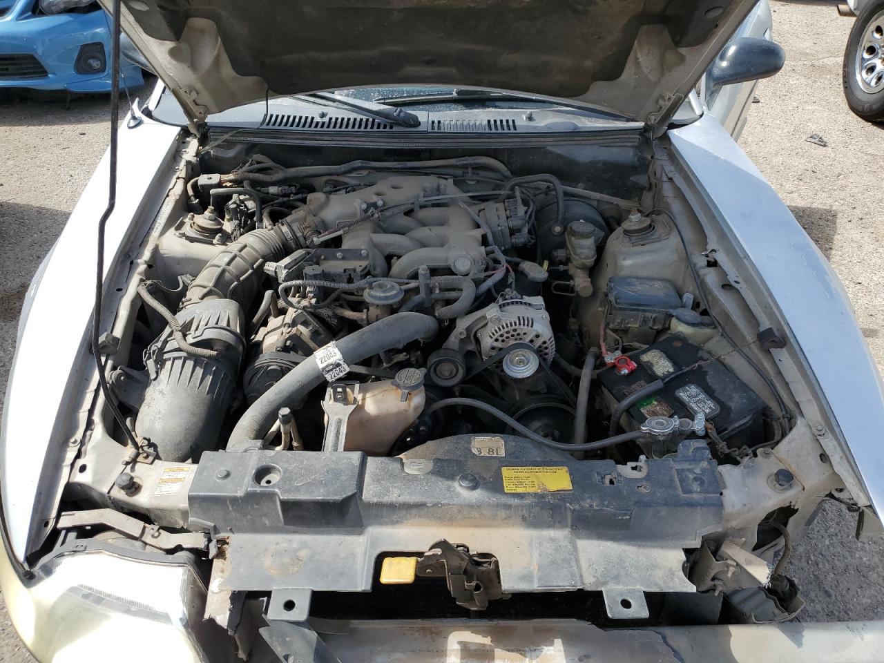 1FAFP444XYF197235 2000 Ford Mustang