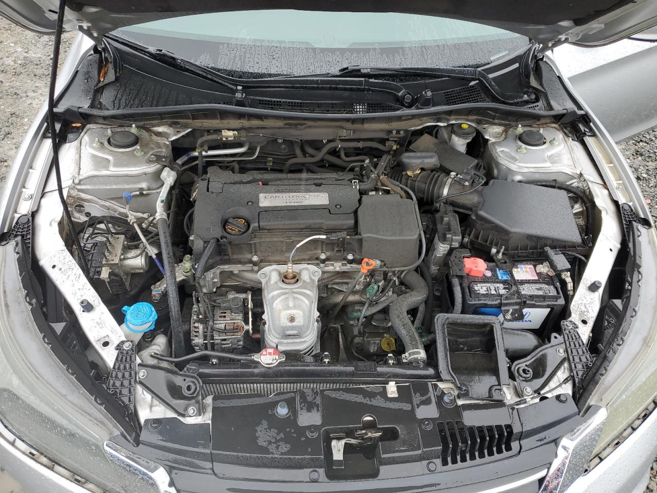 1HGCR2F33EA137517 2014 Honda Accord Lx