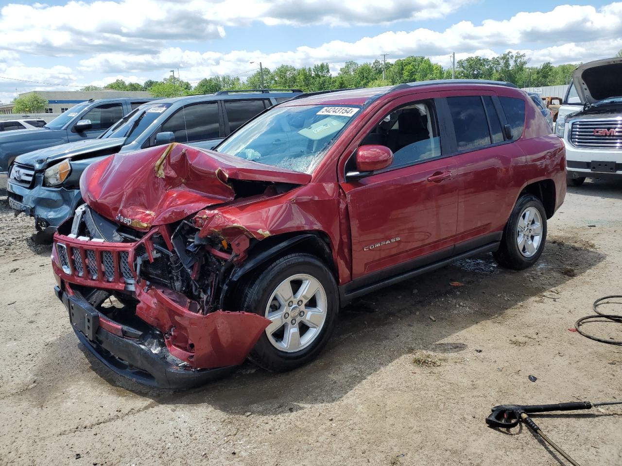 2016 Jeep Compass Latitude vin: 1C4NJCEA1GD709948