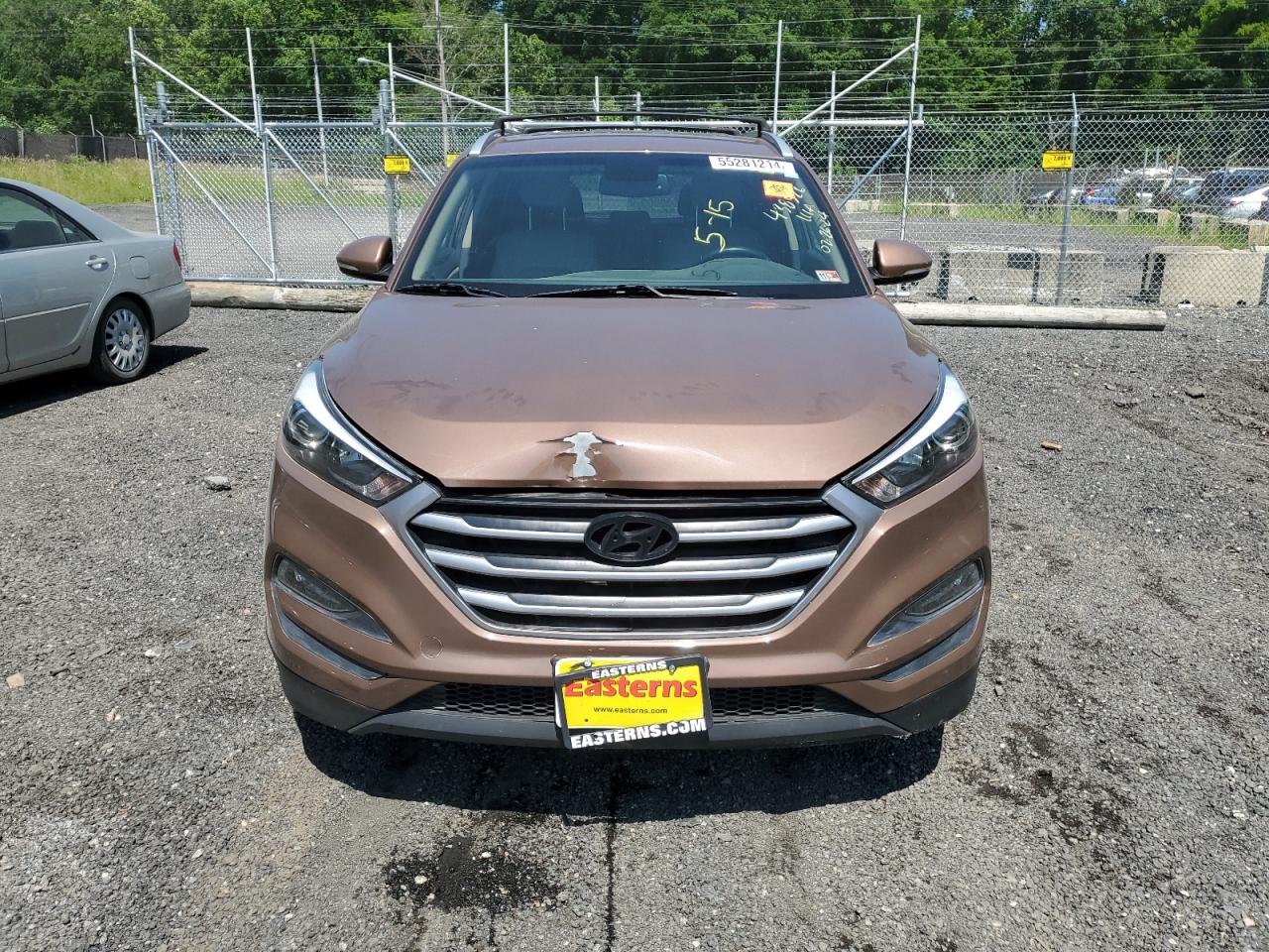 KM8J33A46HU512229 2017 Hyundai Tucson Limited