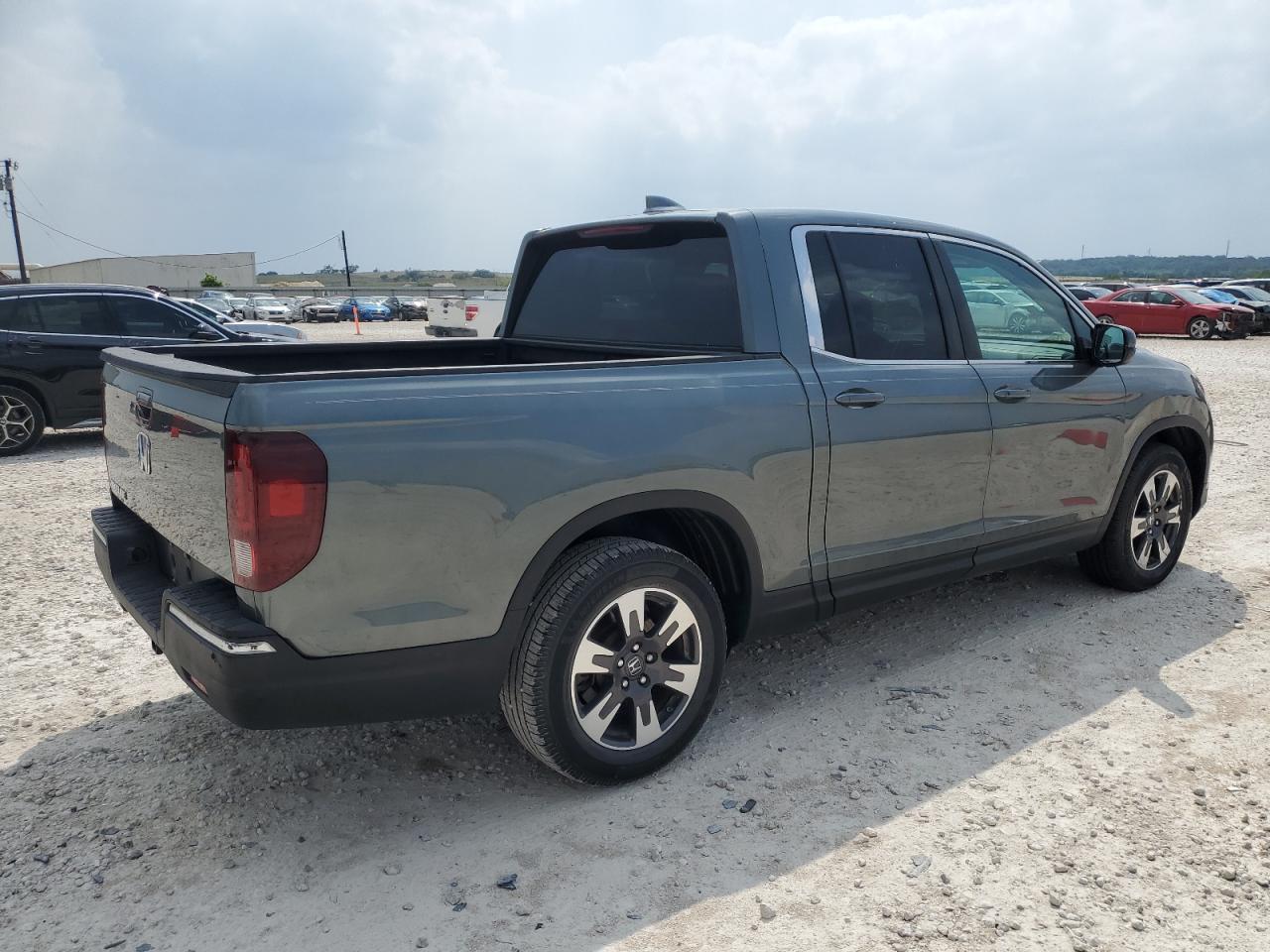 5FPYK2F53HB002034 2017 Honda Ridgeline Rtl