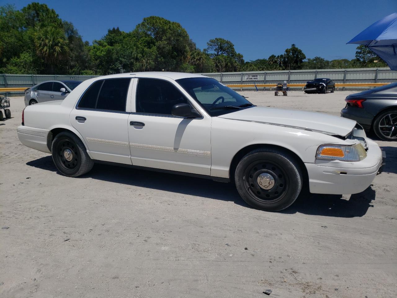 2FABP7BV7BX114075 2011 Ford Crown Victoria Police Interceptor