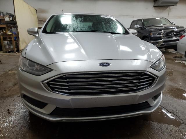 VIN 3FA6P0H75HR135208 2017 Ford Fusion, SE no.5