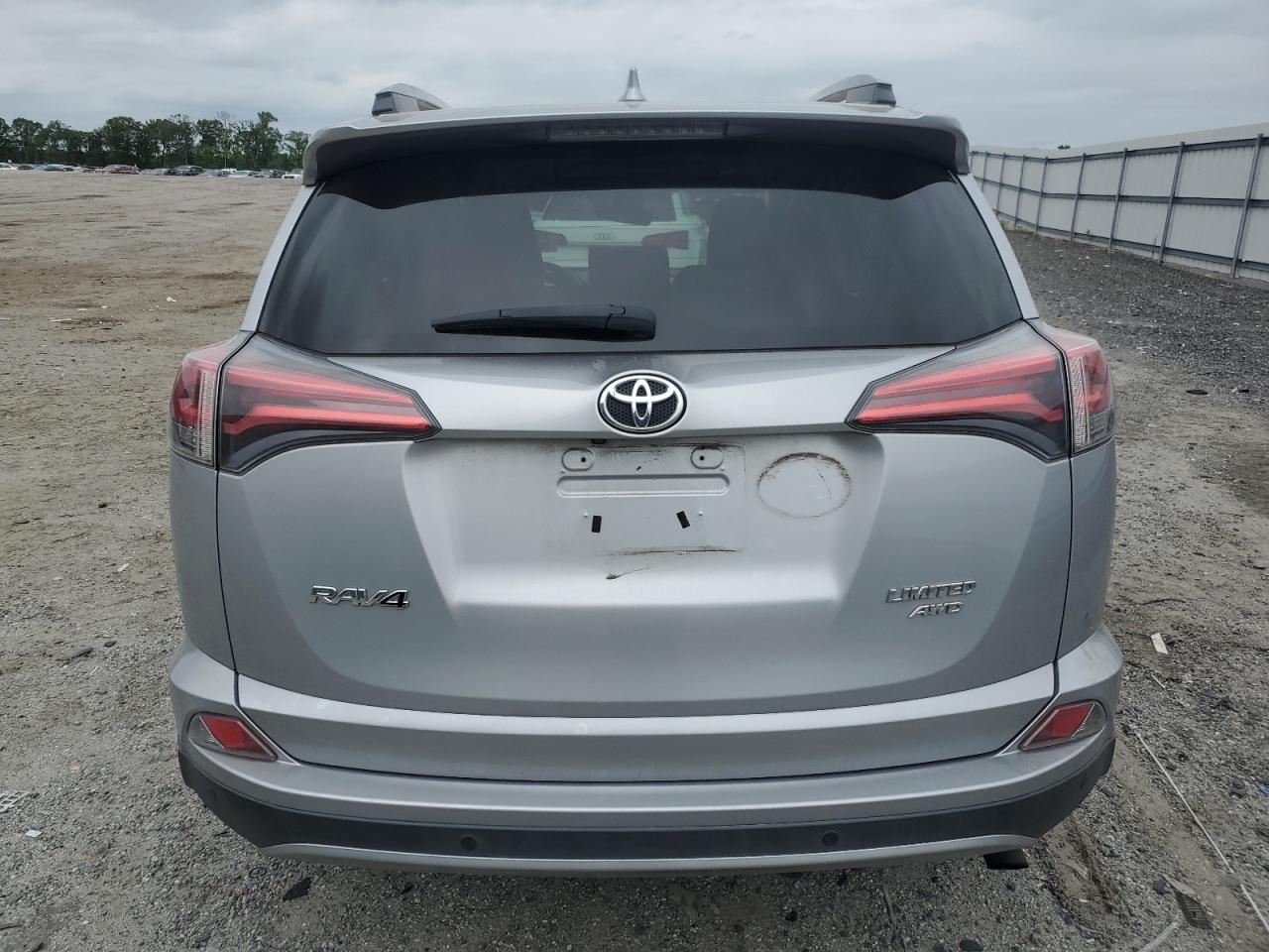 2T3DFREV9HW595964 2017 Toyota Rav4 Limited