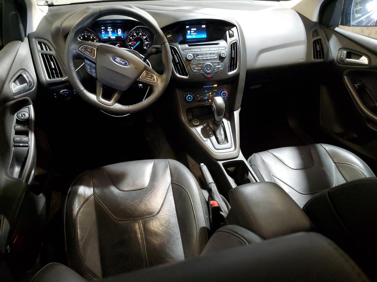 1FADP3K24FL297624 2015 Ford Focus Se