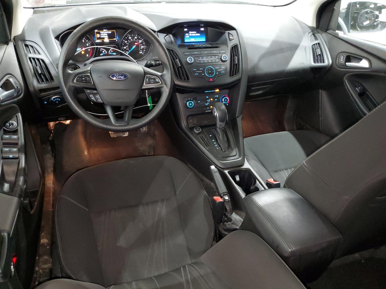 1FADP3F28HL231672 2017 Ford Focus Se