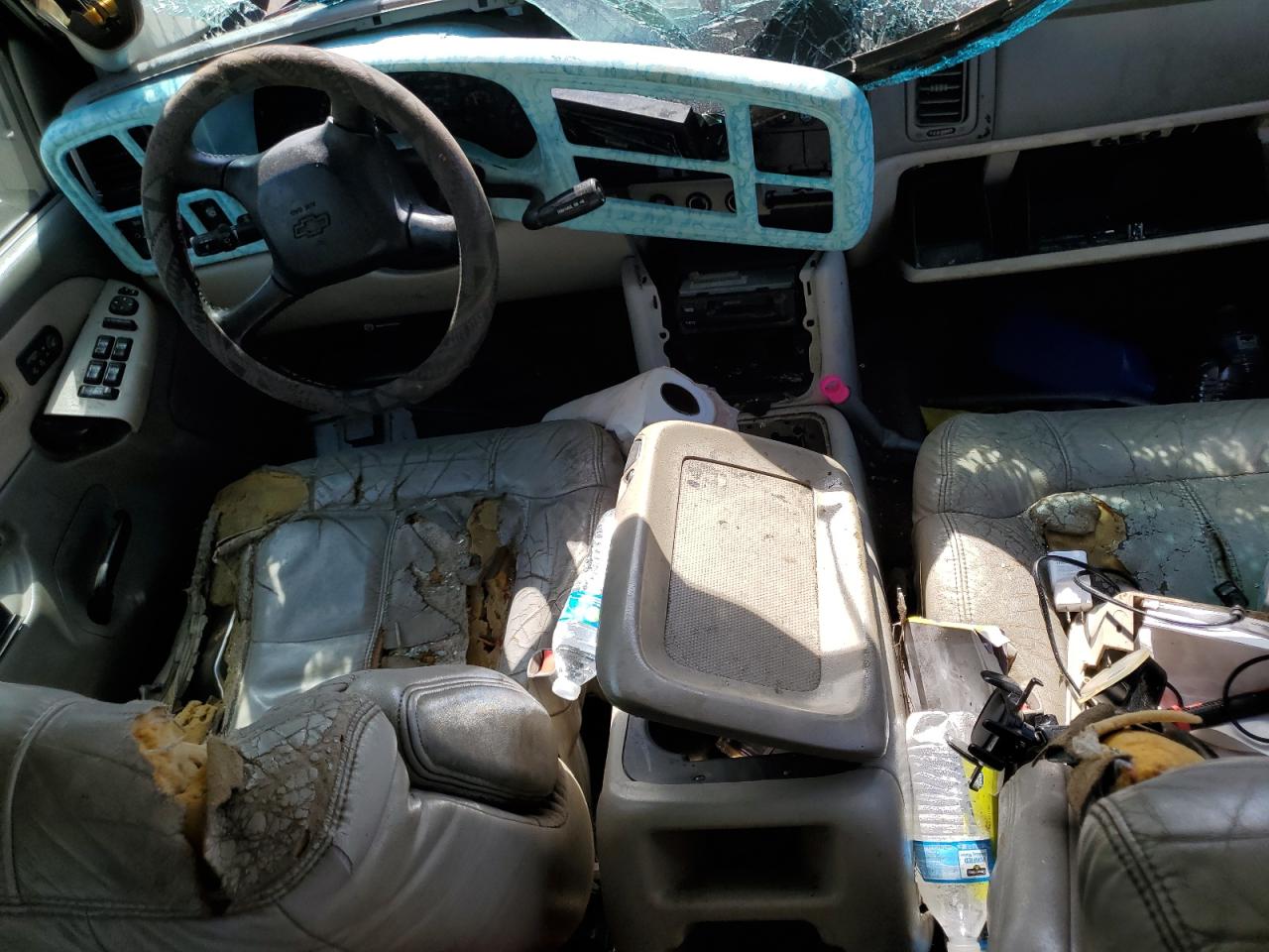 1GNEK13T01R164140 2001 Chevrolet Tahoe K1500