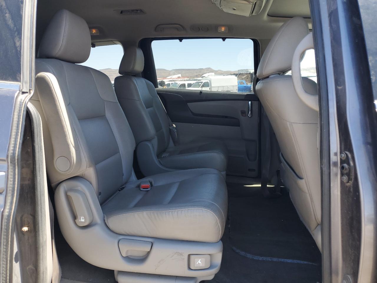 5FNRL5H68EB010630 2014 Honda Odyssey Exl