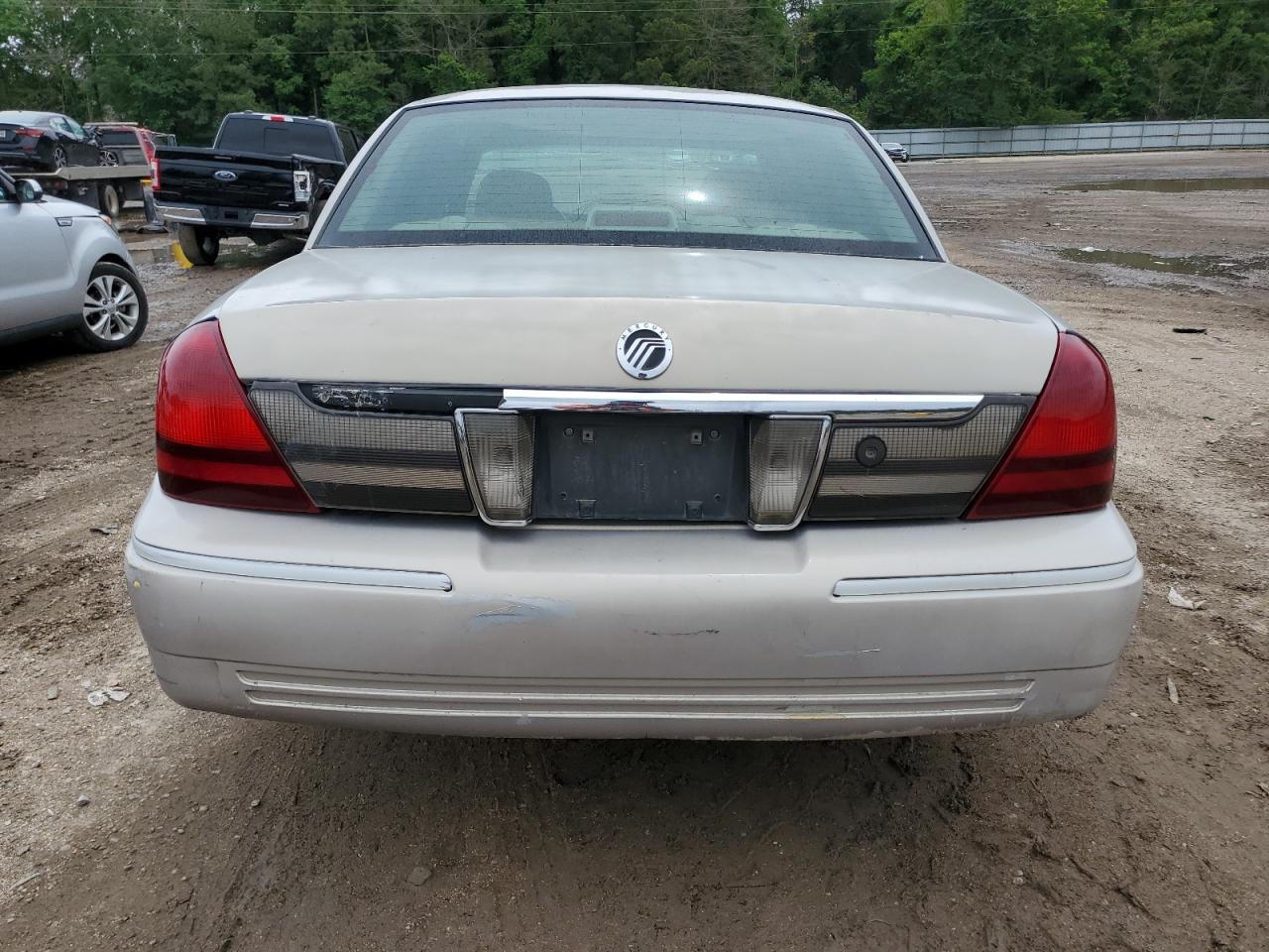 2MEFM74V07X633394 2007 Mercury Grand Marquis Gs