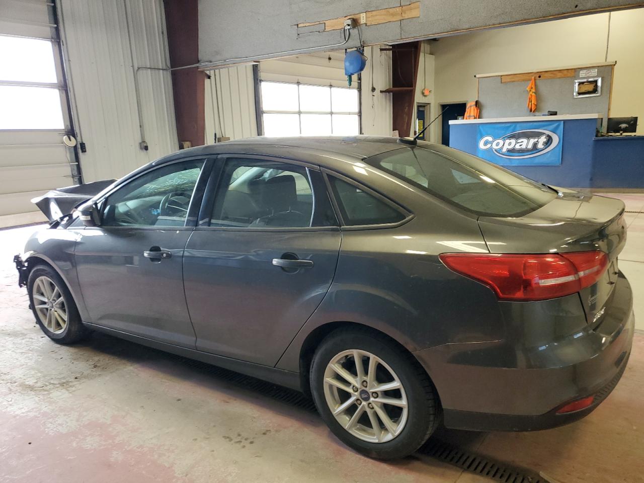 1FADP3F25JL249052 2018 Ford Focus Se