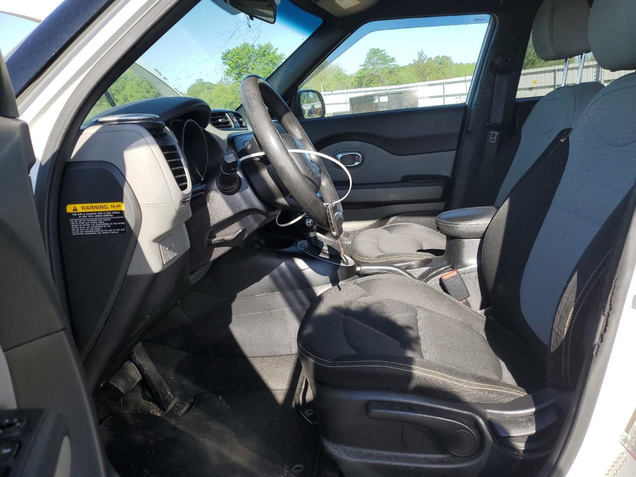 KNDJP3A56G7860000 2016 Kia Soul +