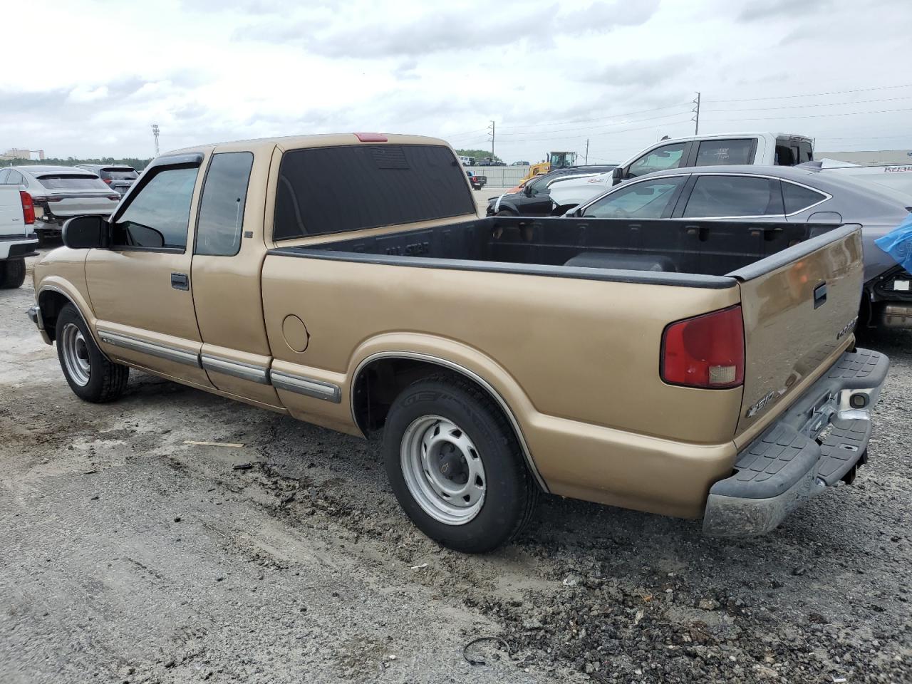 Lot #2542242246 2000 CHEVROLET S TRUCK S1