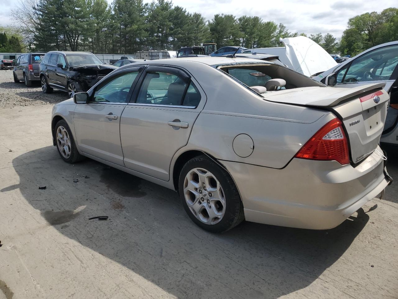 3FAHP0HA0AR148264 2010 Ford Fusion Se