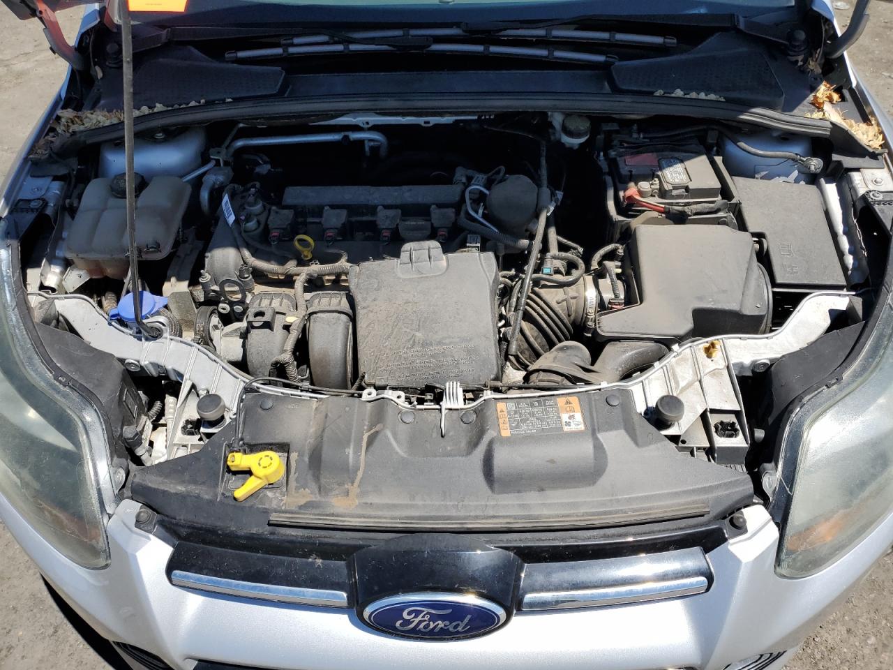 1FADP3N28EL303273 2014 Ford Focus Titanium