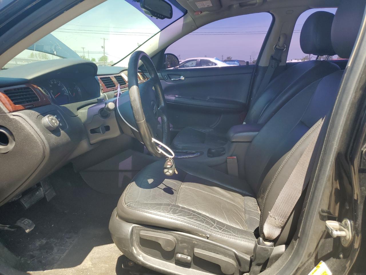 2G1WG5EK2B1124137 2011 Chevrolet Impala Lt