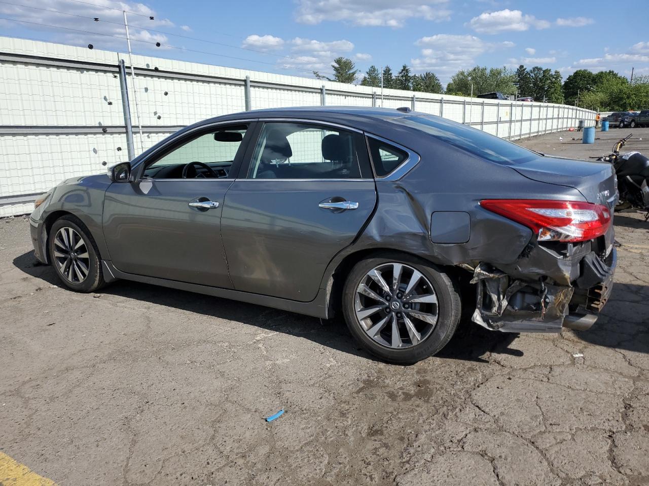 1N4AL3AP1GC266022 2016 Nissan Altima 2.5