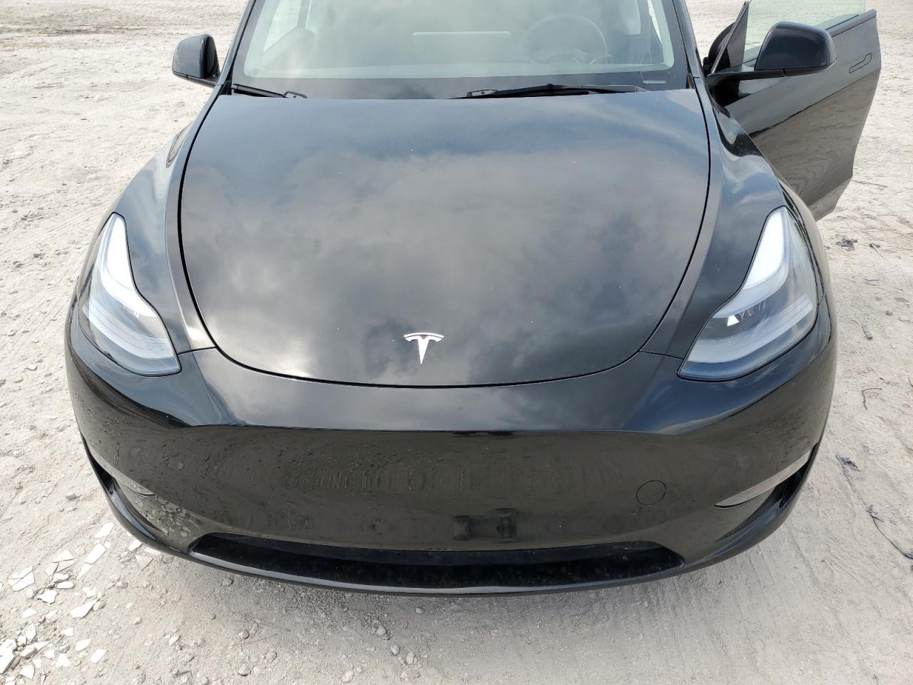 7SAYGAEE4PF907745 2023 Tesla Model Y